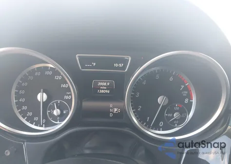 2015 Mercedes-Benz Ml 350 z USA, uszkodzony, nr VIN 4JGDA5JB7FA605563